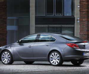 Opel Insignia hatchback, model 2011