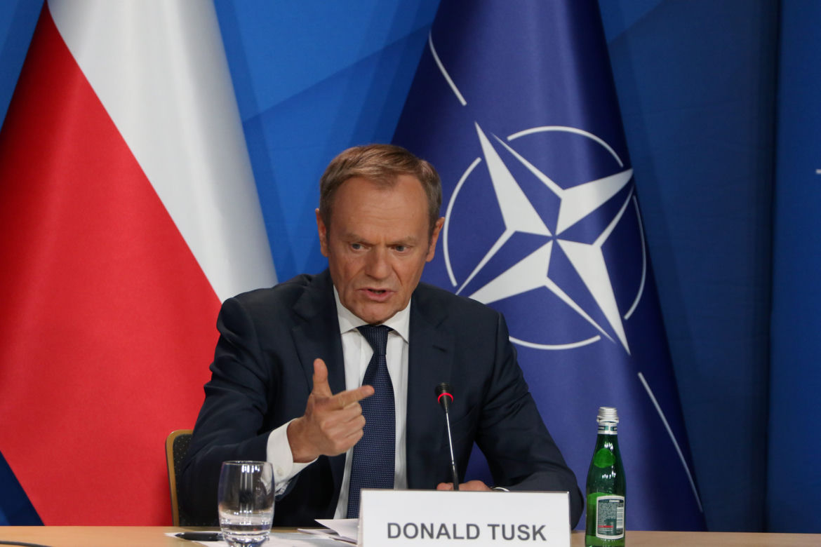 Urodziny Donalda Tuska. Tak szef PO obchodził urodziny - ciężko harował