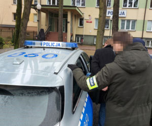 Bez opamiętania dźgał nożem swoich kolegów. Krwawa popijawa pod Otwockiem