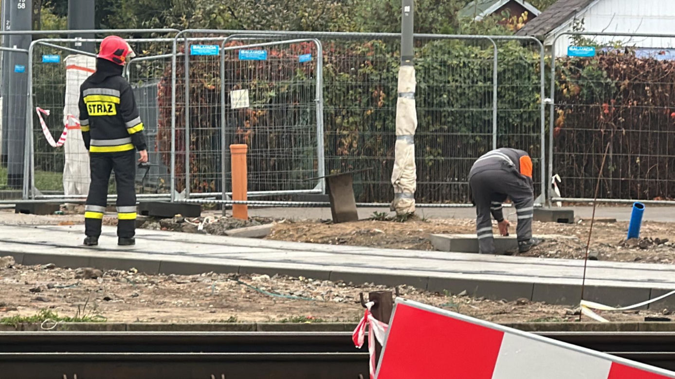 Gigantyczny wybuch w podziemiach. Cztery osoby ranne. Studzienki kanalizacyjne wyleciały w powietrze!