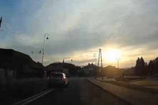 18-letni pirat drogowy w Ropczycach. Wszystko się nagrało! [Wideo]