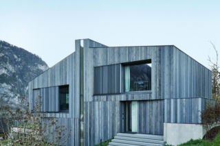 Pięć niezwykłych domów, które trafiły na łamy papierowego wydania Architektury-murator w 2025 roku