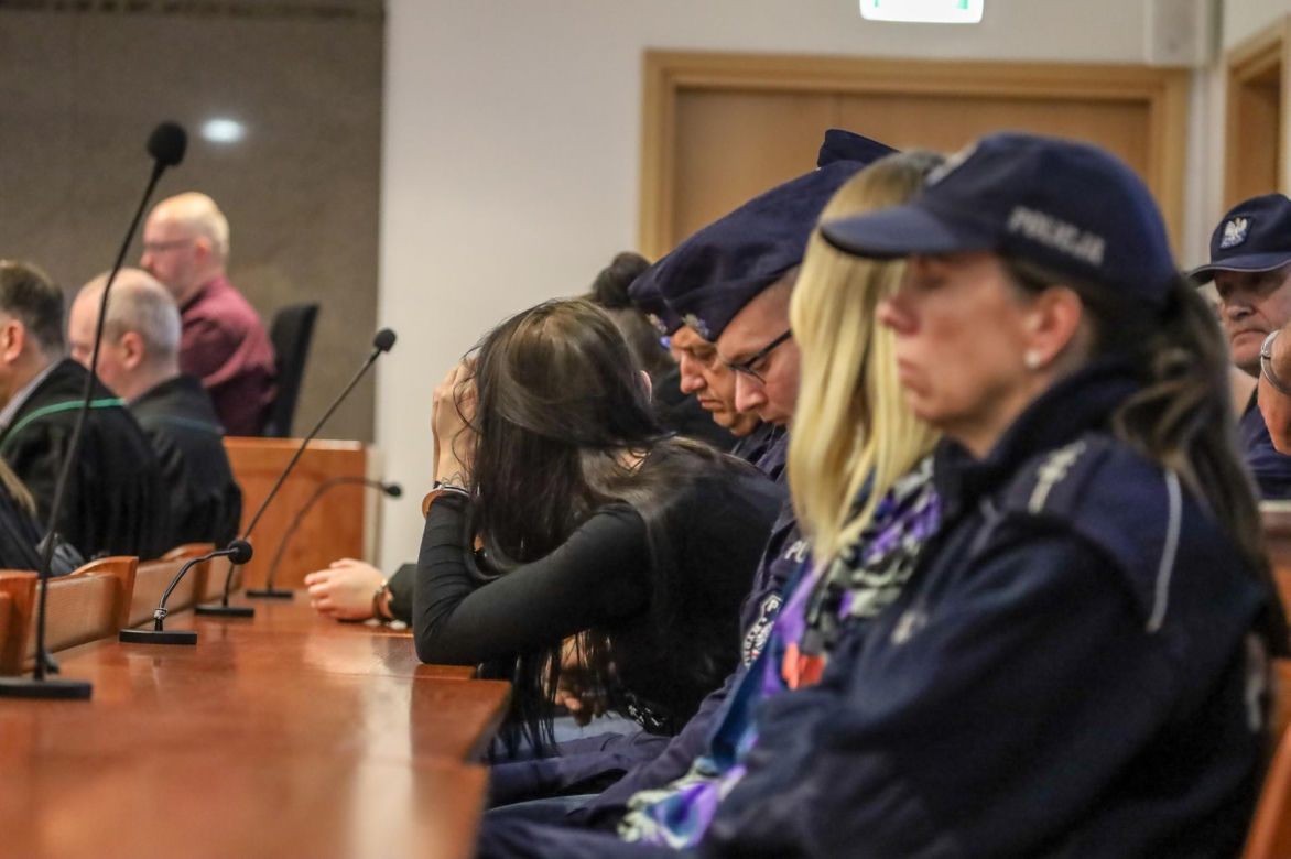 Gang zarabiał na tragedii staruszków!
