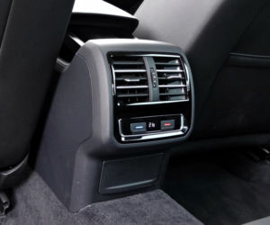 Volkswagen Passat Limousine B8 Highline 2.0 TDI DSG BlueMotion