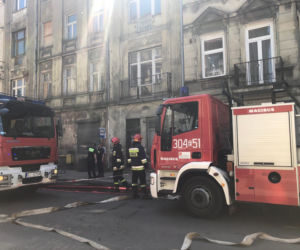 Pożar w kamienicy na Zarzewskiej
