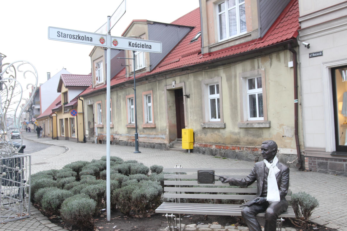Ławeczka Adama Słodowego w Czarnkowie 