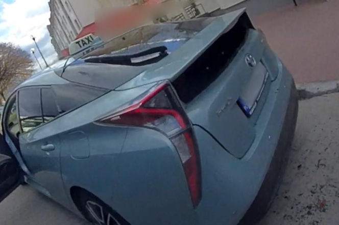 Nie zapłacił za kurs i zniszczył taksówkę. 25-latek zatrzymany