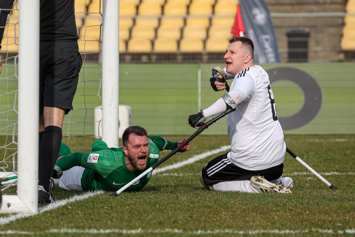 Amp Futbol Ekstraklasa w Poznaniu. Marcin Oleksy znowu strzela