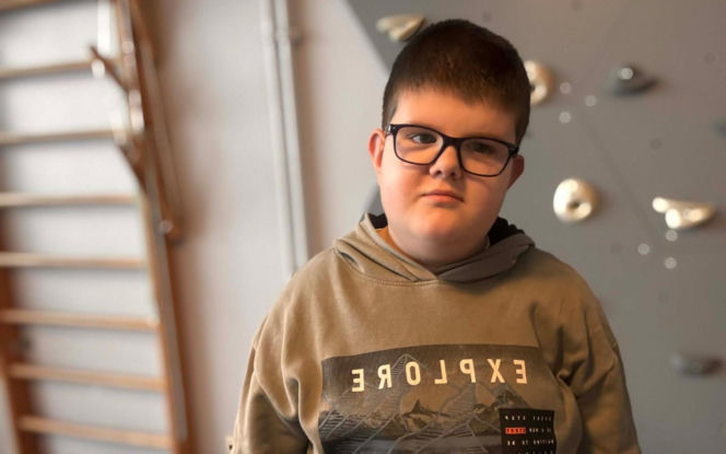 Mateusz zmaga się z ultrarzadką chorobą. Cierpi na nią tylko 12 dzieci na świecie! Zabiera dzieciństwo oraz normalne życie