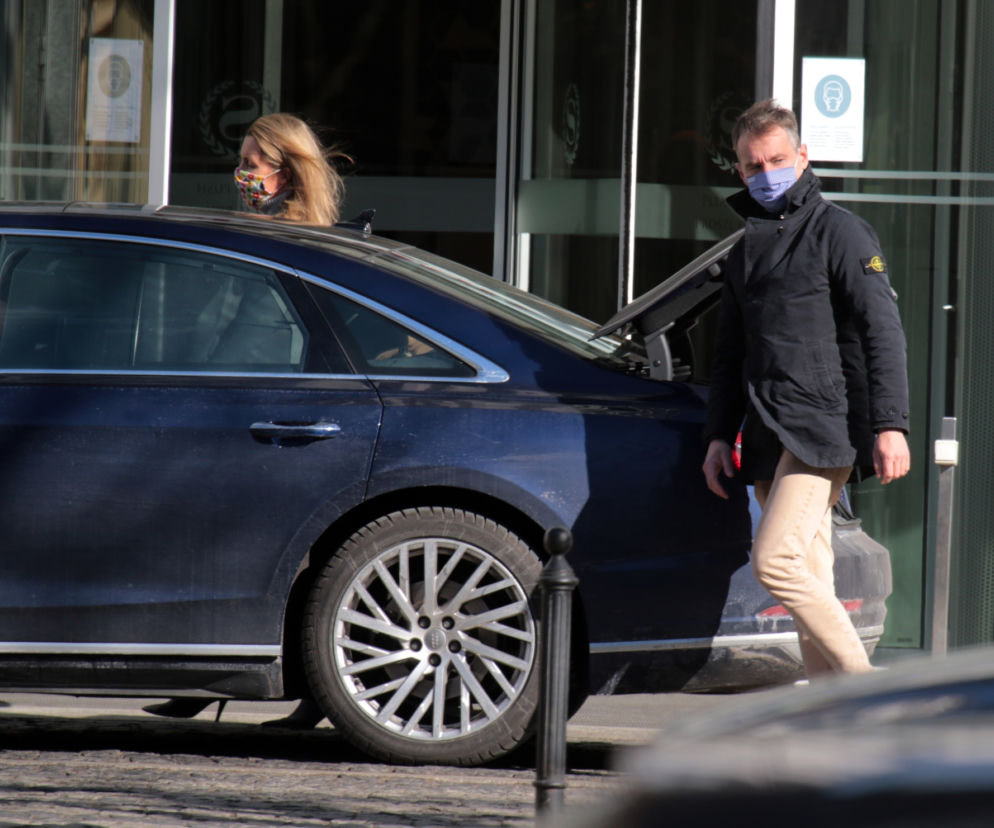 Piotr Kraśko jeździ luksusową limuzyną Audi A8