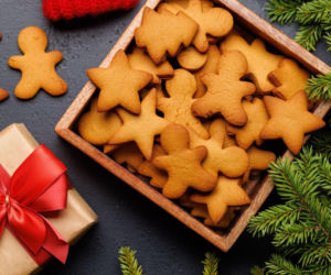 Te świąteczne pierniczki piekę teraz. Tajemnicą tego przepisu jest jedna czynność 