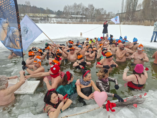 Historyczny I Zlot Morsów w Starachowicach