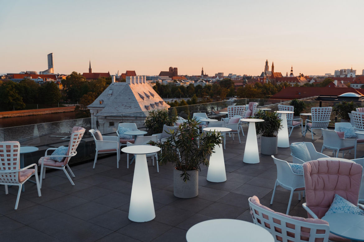 W centrum Wrocławia powstanie nowy podniebny bar. Kiedy otwarcie? 