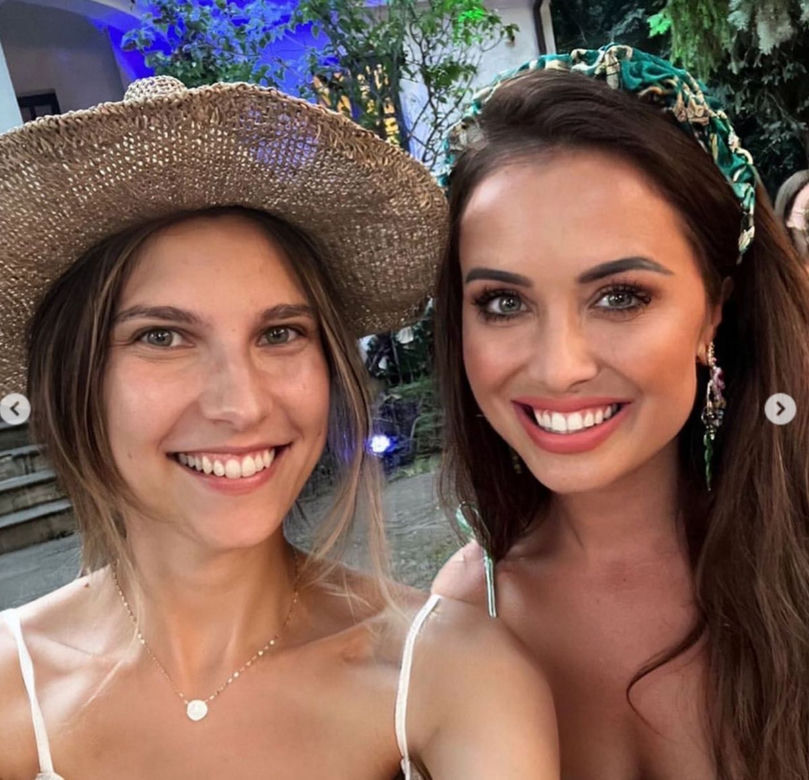Oficjalna impreza gwiazd Barw szczęścia na koniec sezonu. Kamila Kamińska (Regina), Agnieszka Mrozińska (Mariola)