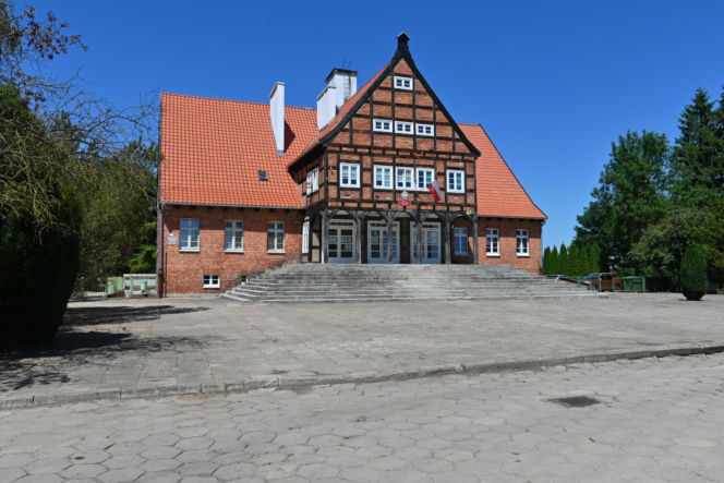 Zwierzno szkoła