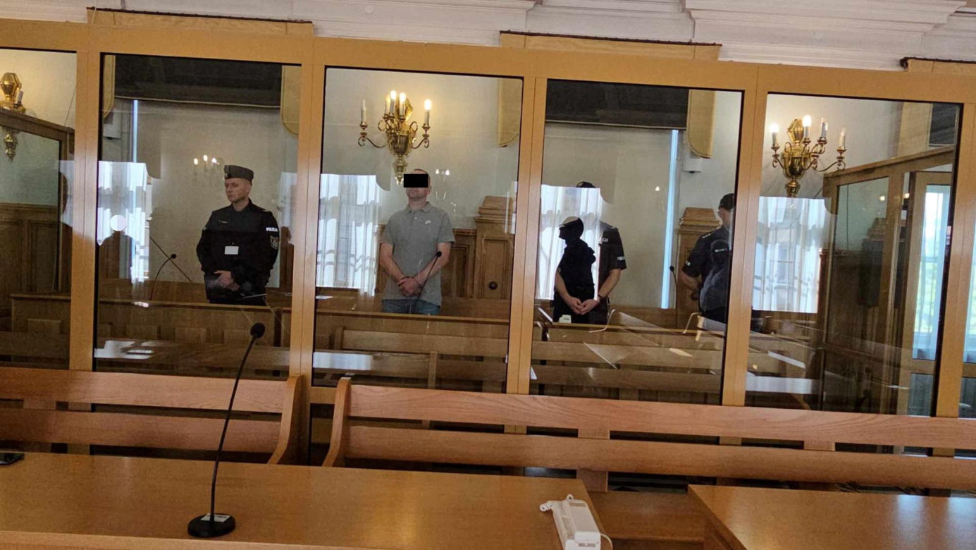 Sąd skazał matkę i jej kochanka za zabójstwo i znęcanie sie nad dziećmi