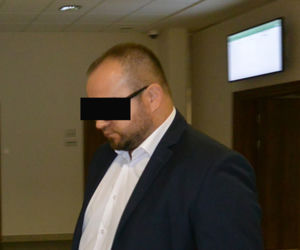 Ksiądz podglądał kamerką na bucie. Trafi do więzienia na 1,5 roku