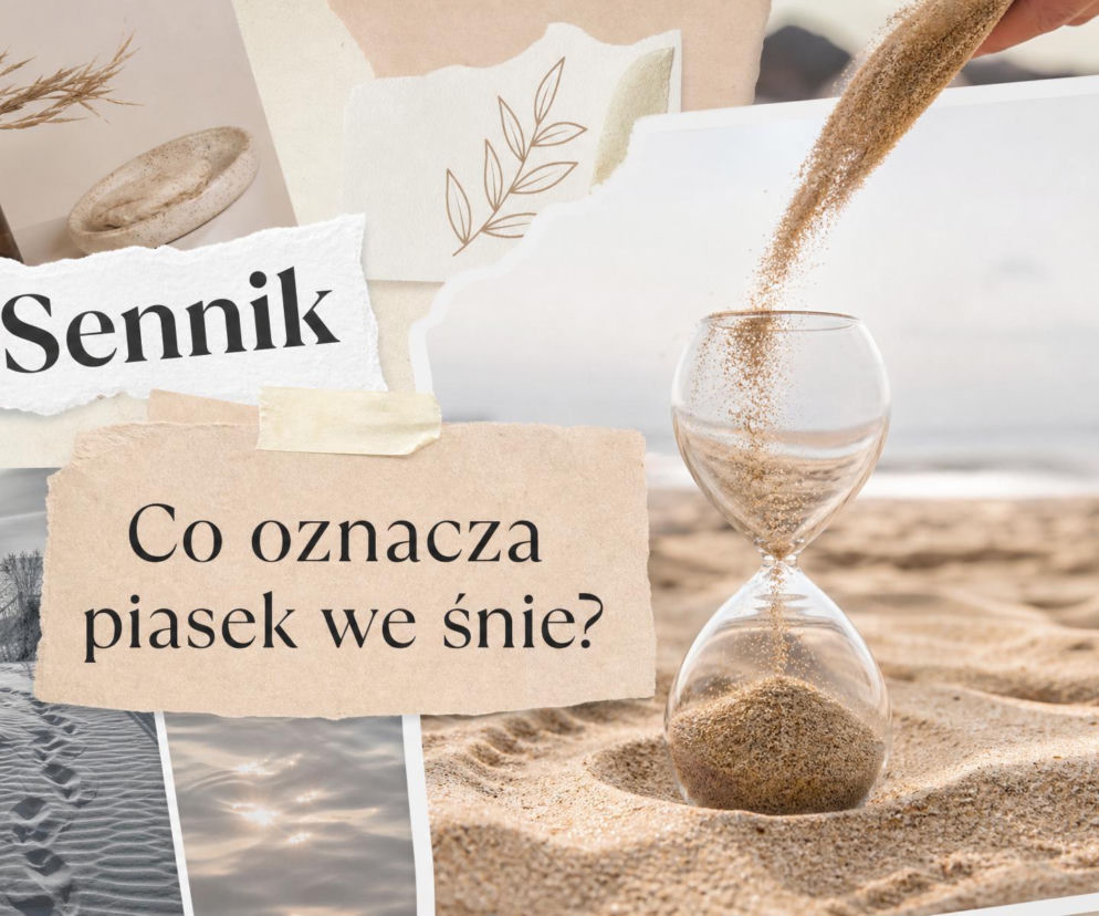 Klepsydra na plaży, w którą osoba wsypuje piasek. O znaczeniu snu o piasku przeczytasz na SE.