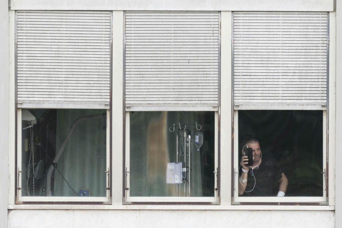 Papież Franciszek opuścił szpital po 37 dniach