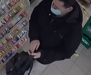 Rozpoznajesz tego mężczyznę? Szuka go policja z Bydgoszczy
