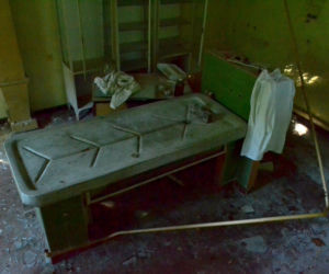 Opuszczony szpital i prosektorium