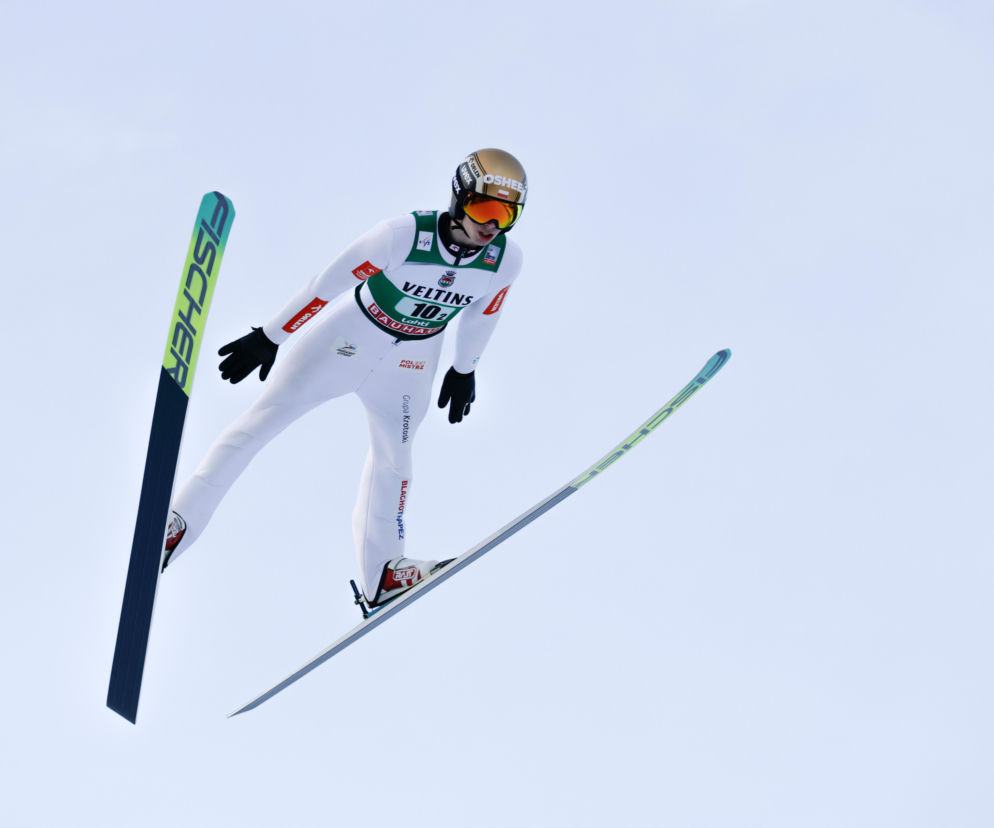 O której godzinie skoki dzisiaj? W sobotę 21 marca 2026 konkurs PŚ w Vikersund! [TRANSMISJA]