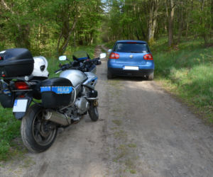 Potrącił policjanta. Pościg za kierowcą