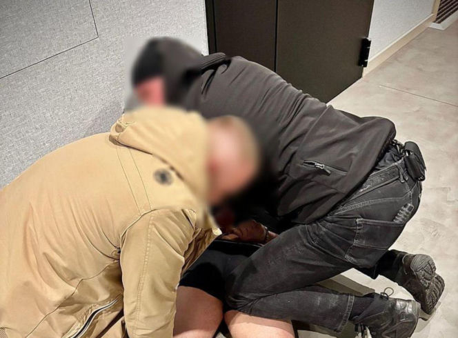 Awantura w hotelu w Gdańsku. Zdemolował mienie i zaatakował policjantów