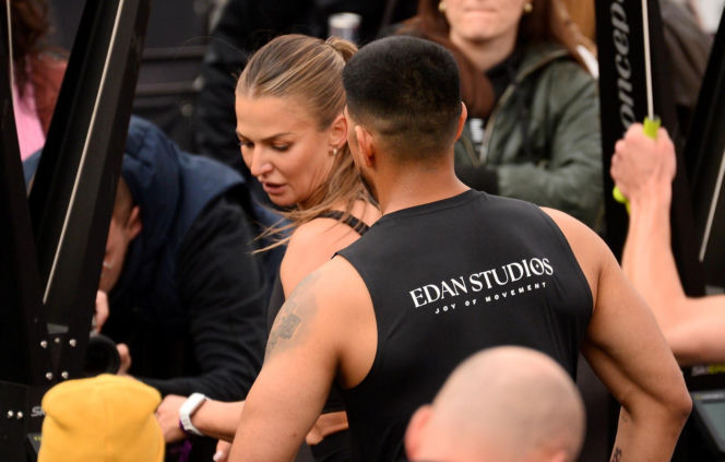 Anna Lewandowska z przystojnym Latynosem na zawodach Hyrox