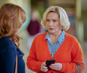 Na Wspólnej, odcinek 4160: Halinka dzwoni do Danki i oznajmia, że została porwana do Turcji