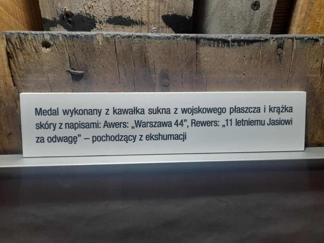 Muzeum Pamięci Powstania Warszawskiego musi się wyprowadzić!