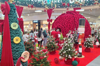 Bombka-gigant w Warszawie to projekt pracowni z Bytomia