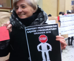 Protest przed prokuraturą w Toruniu - 20 grudnia