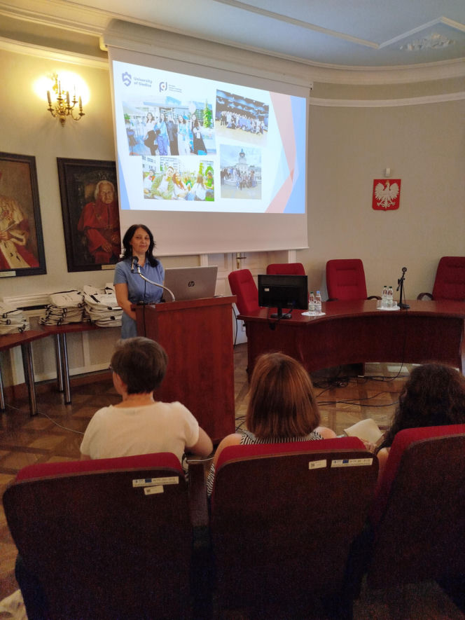 Kilkudziesięciu obcokrajowców na kursie w murach siedleckiej uczelni