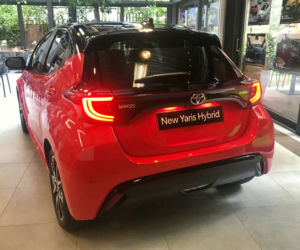 Toyota Yaris 1.5 Hybrid 116 KM e-CVT 