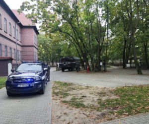 Saperzy znów w Kościanie. Przeczesywali teren przy Centrum Neuropsychiatrycznym