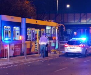 Warszawa. Koszmarna śmierć pieszego! Zginął pod kołami tramwaju