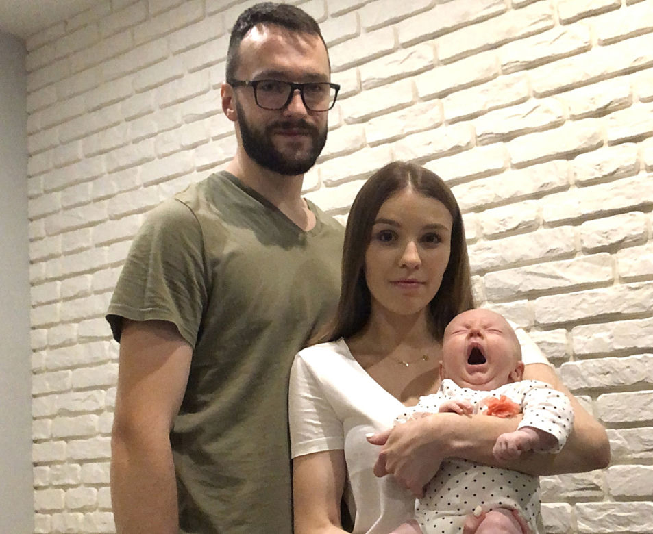 Śmiertelna choroba wykańcza dwumiesięczną Gabrysię. Pomóc może najdroższy lek świata