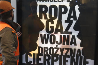 Nocna akcja aktywistów Greenpeace w Warszawie
