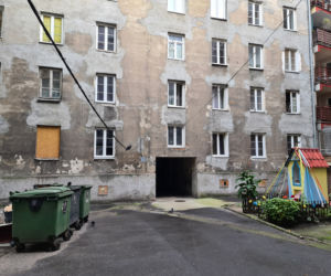 Tak się żyje w Warszawie. Bez ogrzewania i ciepłej wody