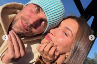 Paznokcie w tym kolorze będą hitem jesieni. Hailey Bieber już lansuje ten odcień