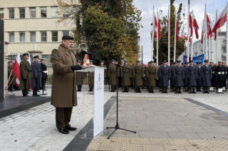 Pomnik gen. Rozwadowskiego przed Sztabem Generalnym