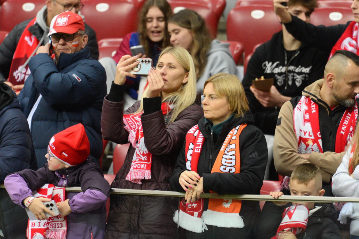 Polska - Holandia: Kibice na meczu. Znajdź się na trybunach
