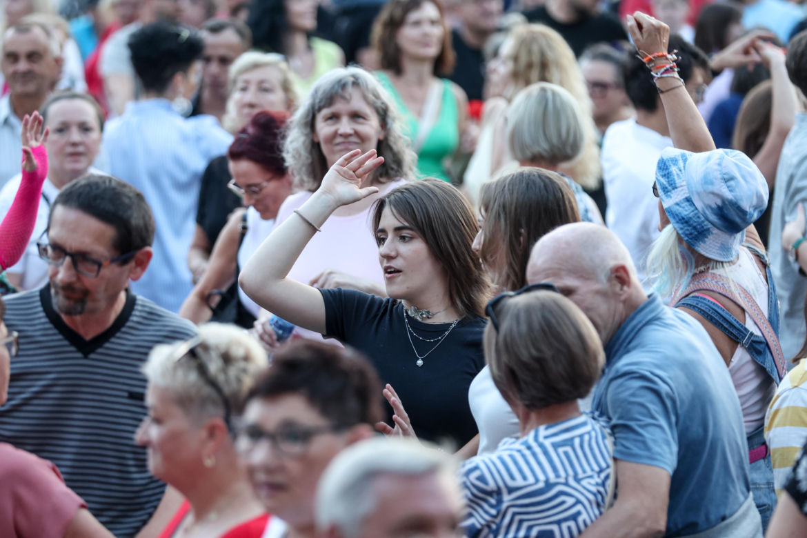 Potańcówka w Katowicach na Rynku "Roztańczony Wyspiański"