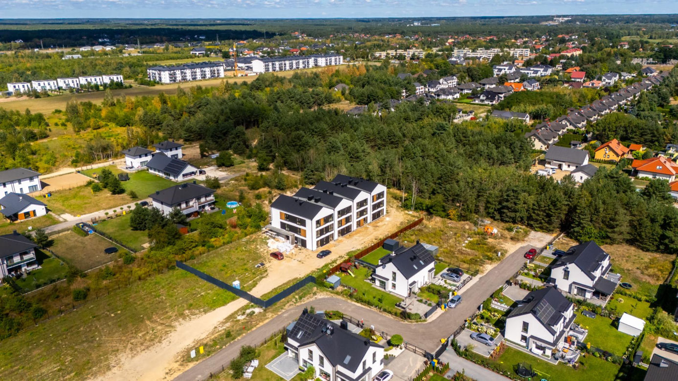 Kontrowersyjny dom jednorodzinny w Wieliszewie pod Warszawą
