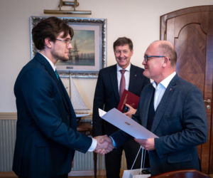 Marcel uratował mężczyznę porażonego prądem. Młody student medycyny nie wahał się ani chwili