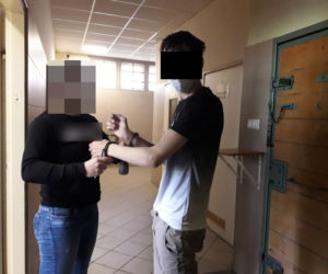 Wykorzystał niedbałość obsługi i okradł sklep na węża