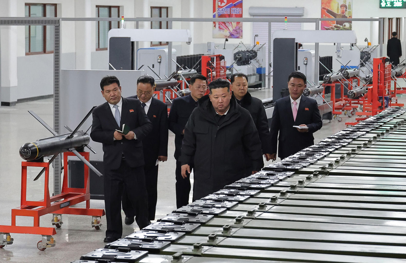 Korea Północna zamyka drzwi do denuklearyzacji. Kim Dzong Un ogłasza nieodwracalny status nuklearny