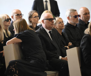Politycy i dziennikarze na pogrzebie Andrzeja Morozowskiego