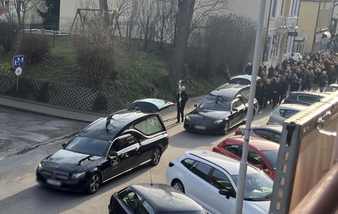 Pogrzeb braci, którzy zginęli w katastrofie śmigłowca pod Rzeszowem